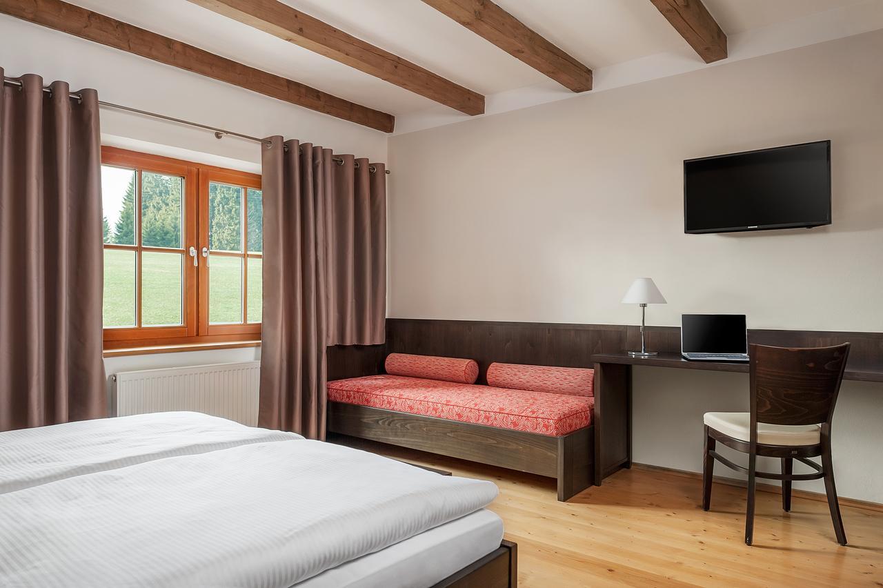 Aneta Hotel&Restaurant Vítkovice Esterno foto
